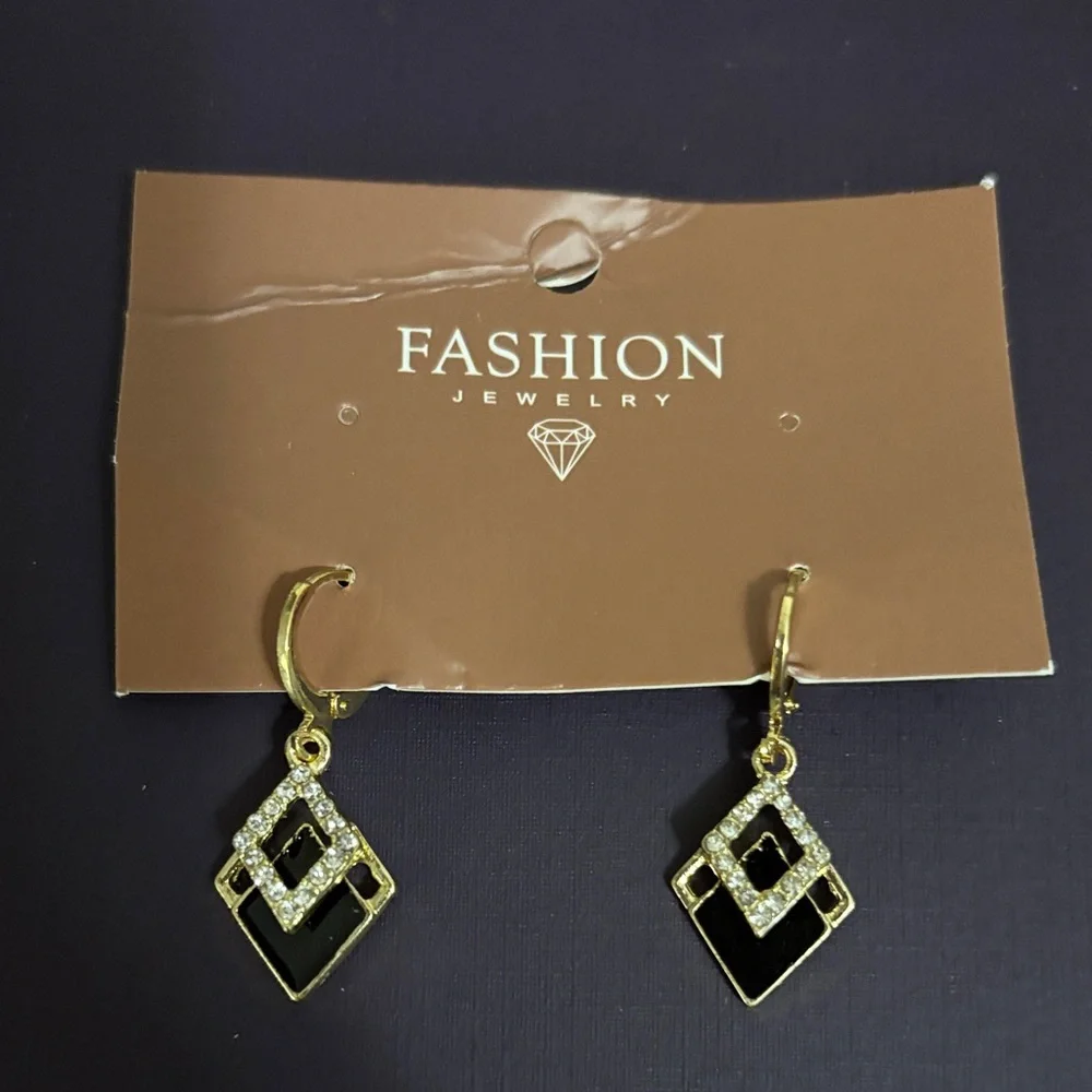 Fashion Jewelry Gold and Black Geometric Earrings